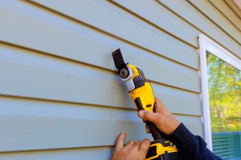 Preparing Vinyl Siding for Repair